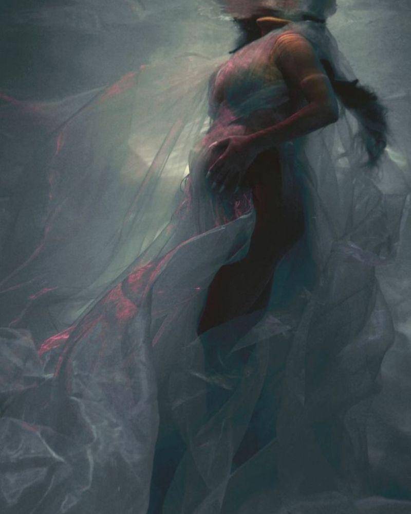 Instagram.com/hallebailey